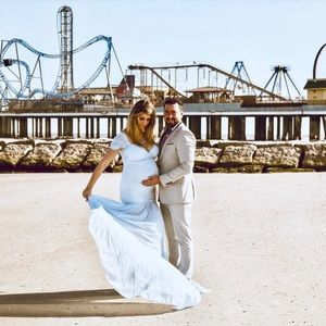 Baby blue maternity dress size medium:large